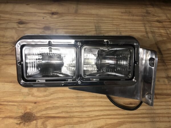 Peterbilt 379 Right/Passenger Headlamp