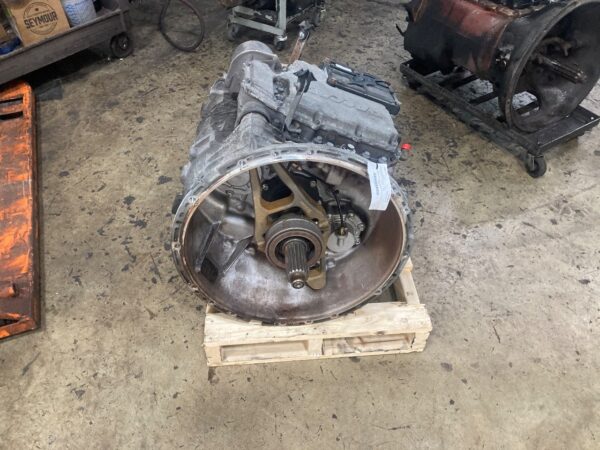 Paccar PO-16F112C Transmission