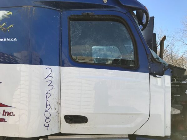 2022-2025 Peterbilt 567 White Right/Passenger Door