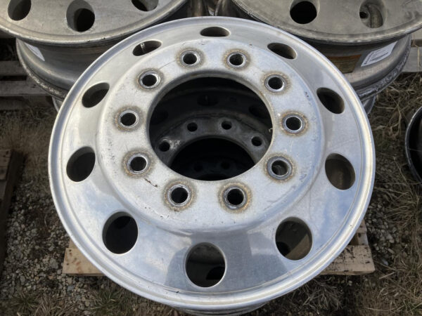 peterbilt wheels
