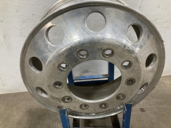 Peterbilt wheels